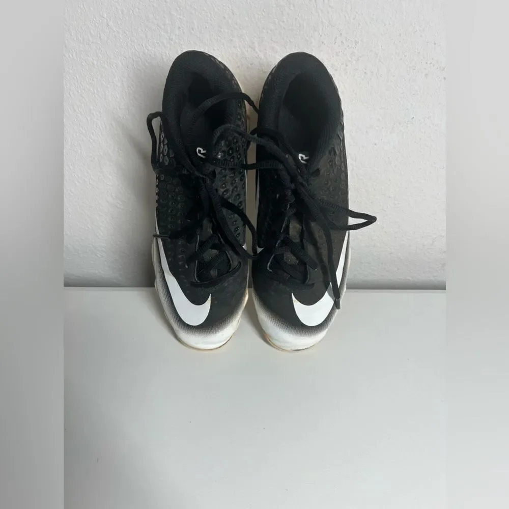 Nike VAPOR FASTFLEX  Men’s Size 4,5 Baseball and Softball Cleats